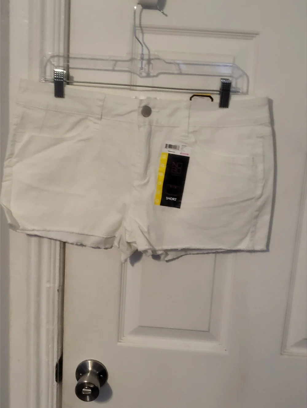 NWT No Boundaries White Denim Short Shorts